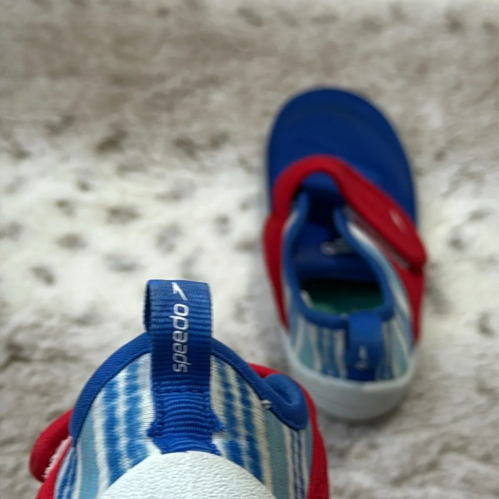 Speedo Kids blue water shoes little boys medium beach pool party outdoor sports